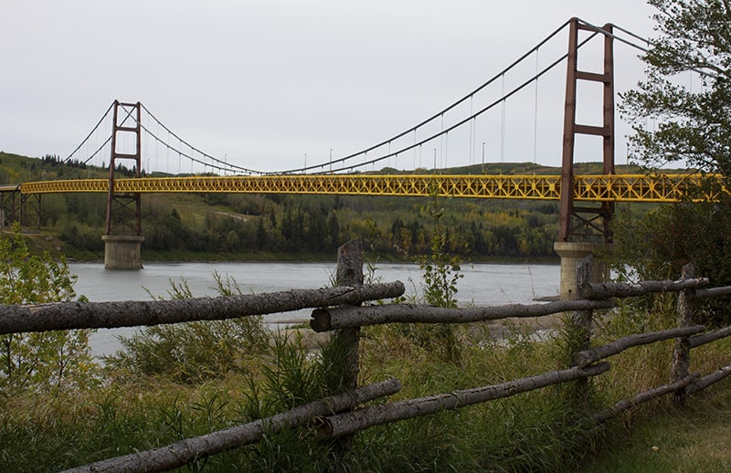 alberta tourist attractions summer