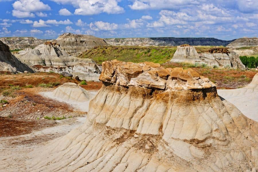 The hoodoos near Dinosaur Trail