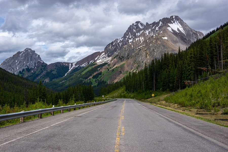 Route 40 to Kananaskis