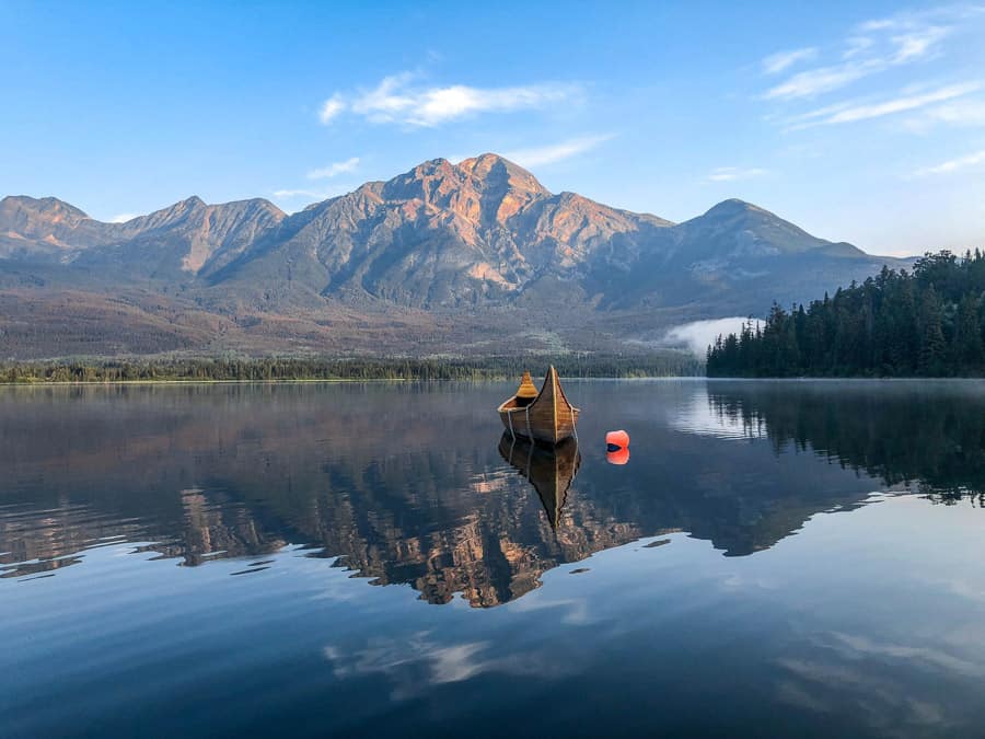 Canoe on Pyramid Lake