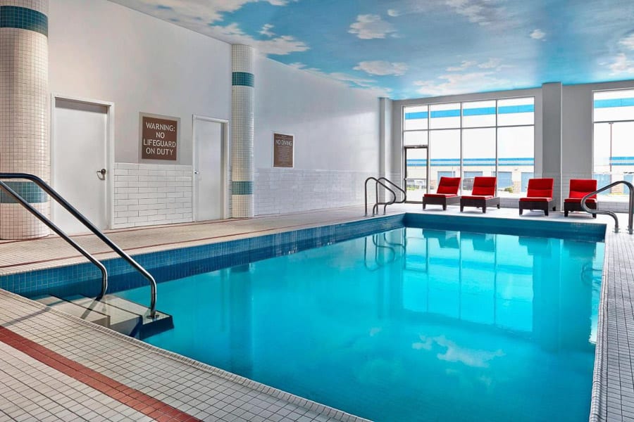 The swimming pool at Four Points Sheraton Calgary Airport