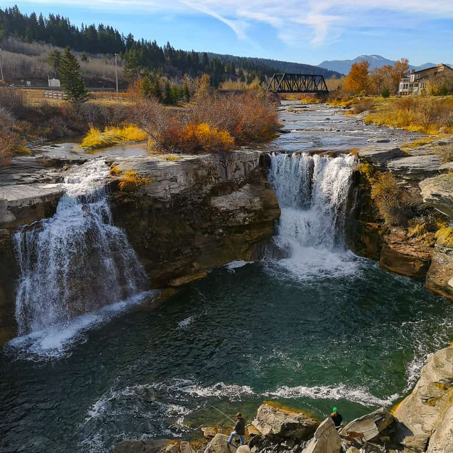 Lundbreck Falls