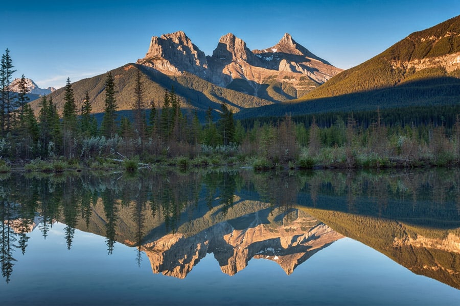 Three Sisters mountains