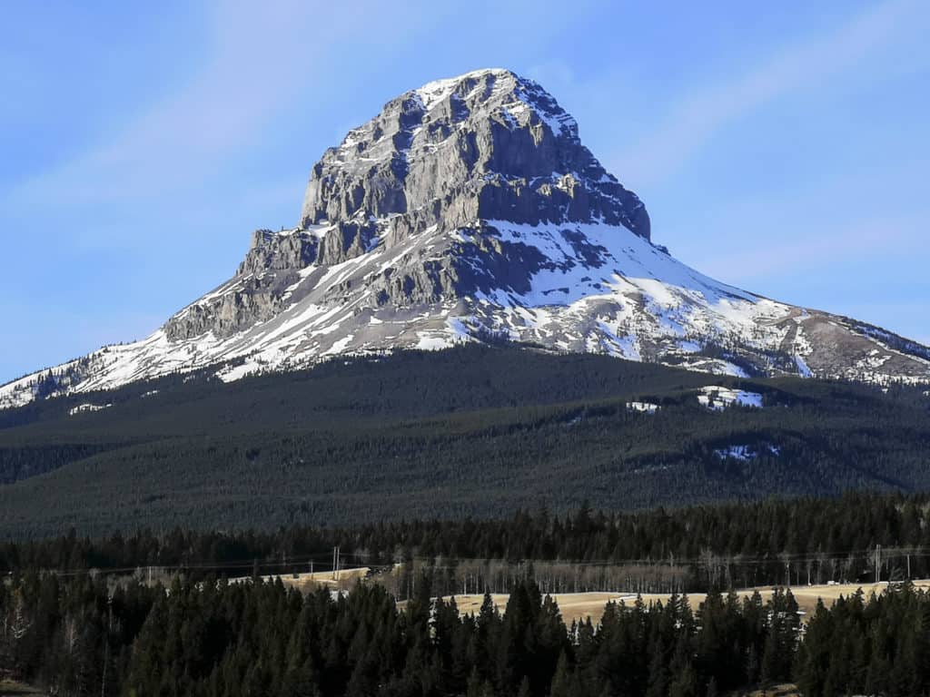 Crowsnest Mountain