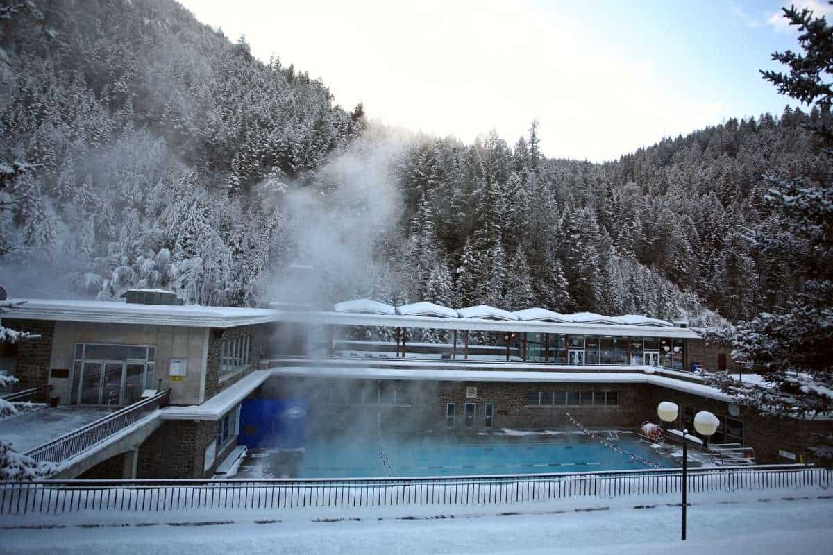 Radium Hot Springs