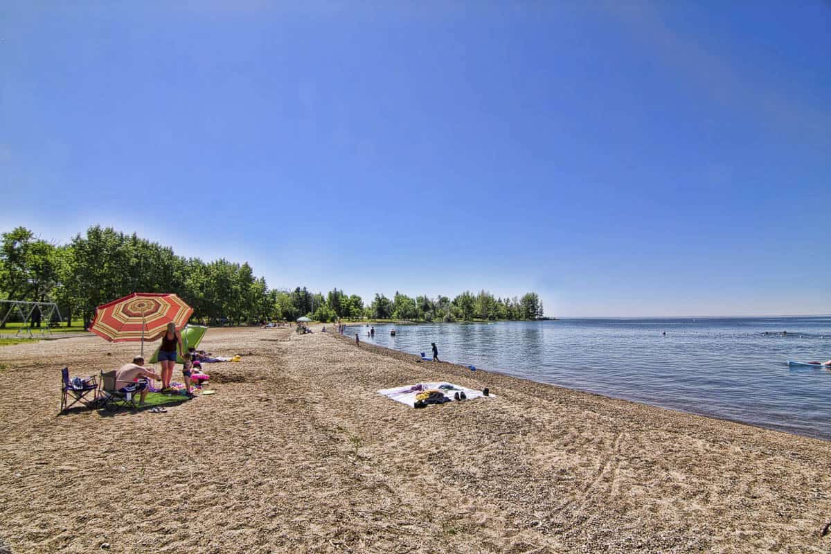 Summer Day at Kinbrook Beach