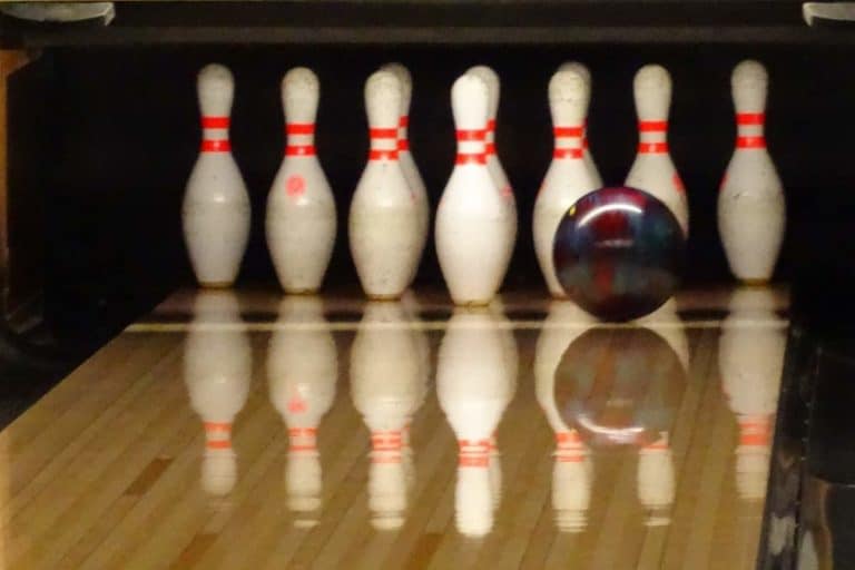 9 AWESOME Calgary Bowling Alleys For 5 And 10 Pin For 2024   Bowling Depot Calgary 768x512 