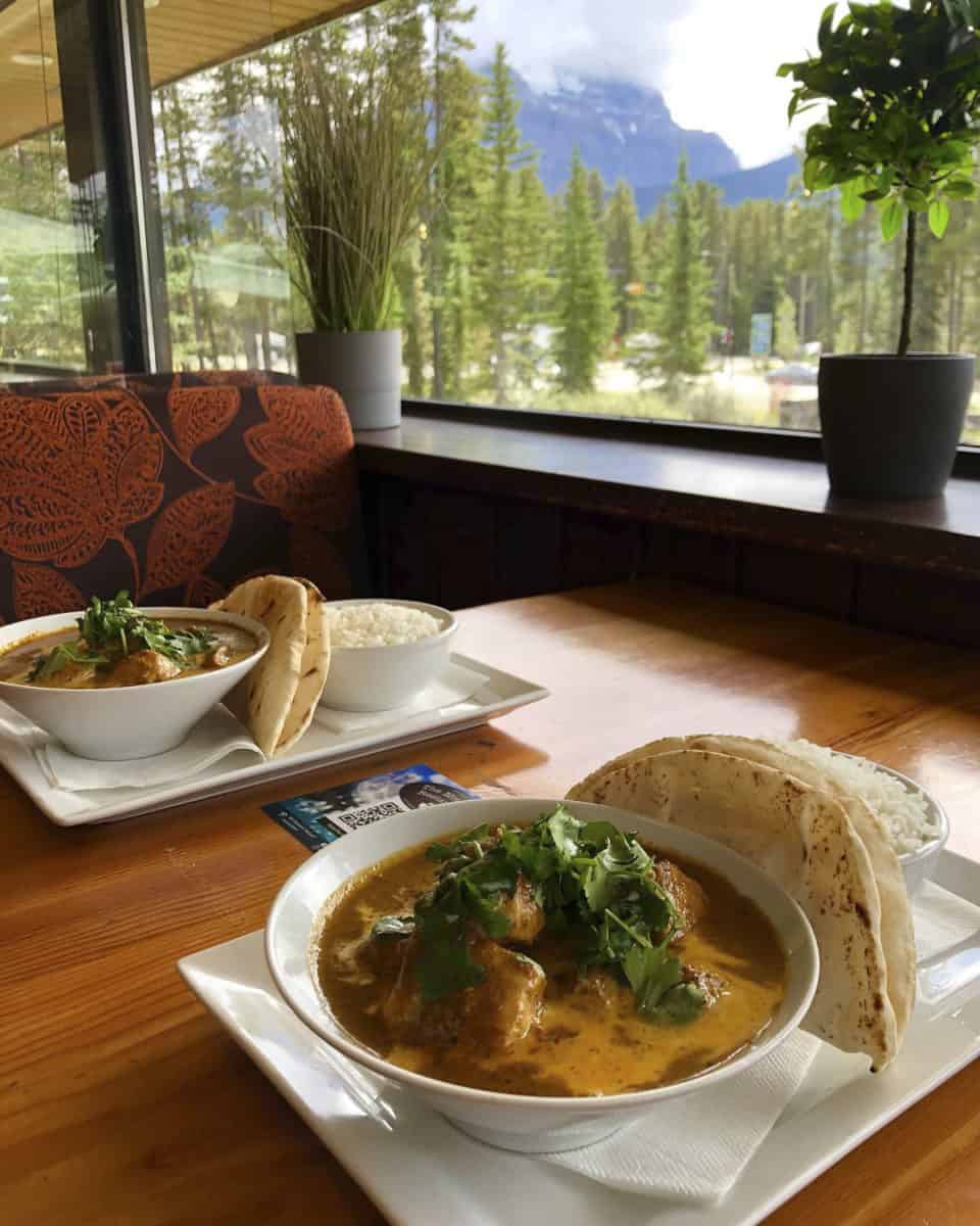 Lake Louise Mountain Restaurant
