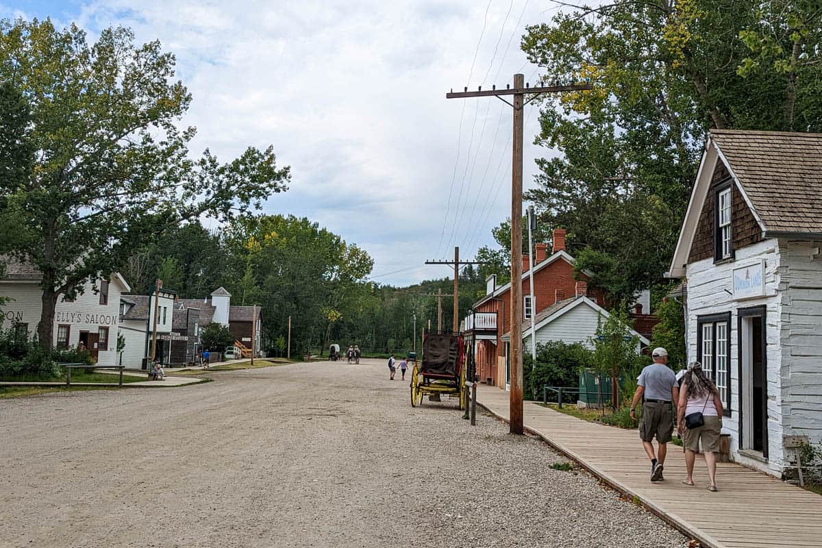 Fort Edmonton Street