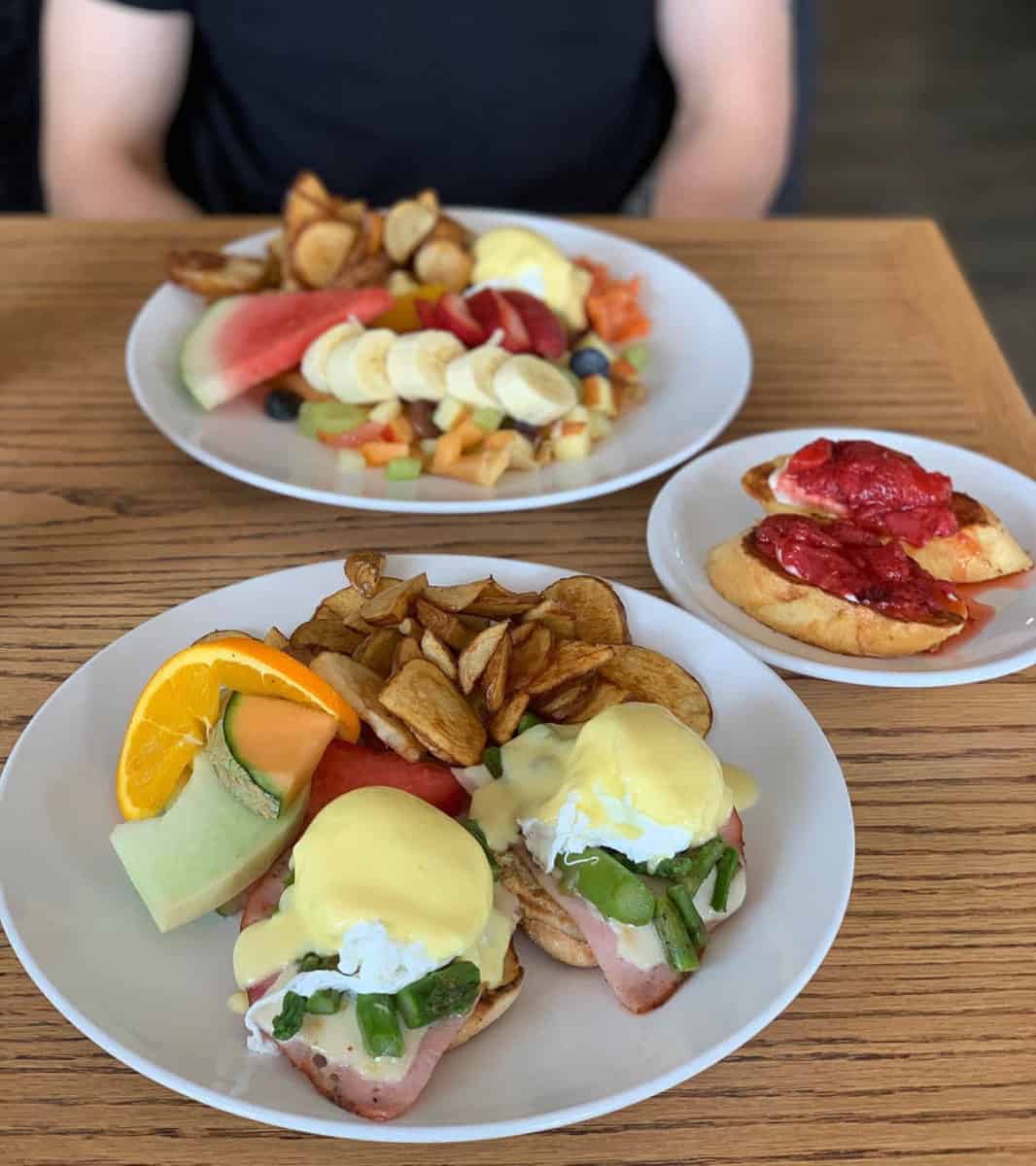 14 BEST Canmore Breakfast Spots You NEED to Try (for 2024)