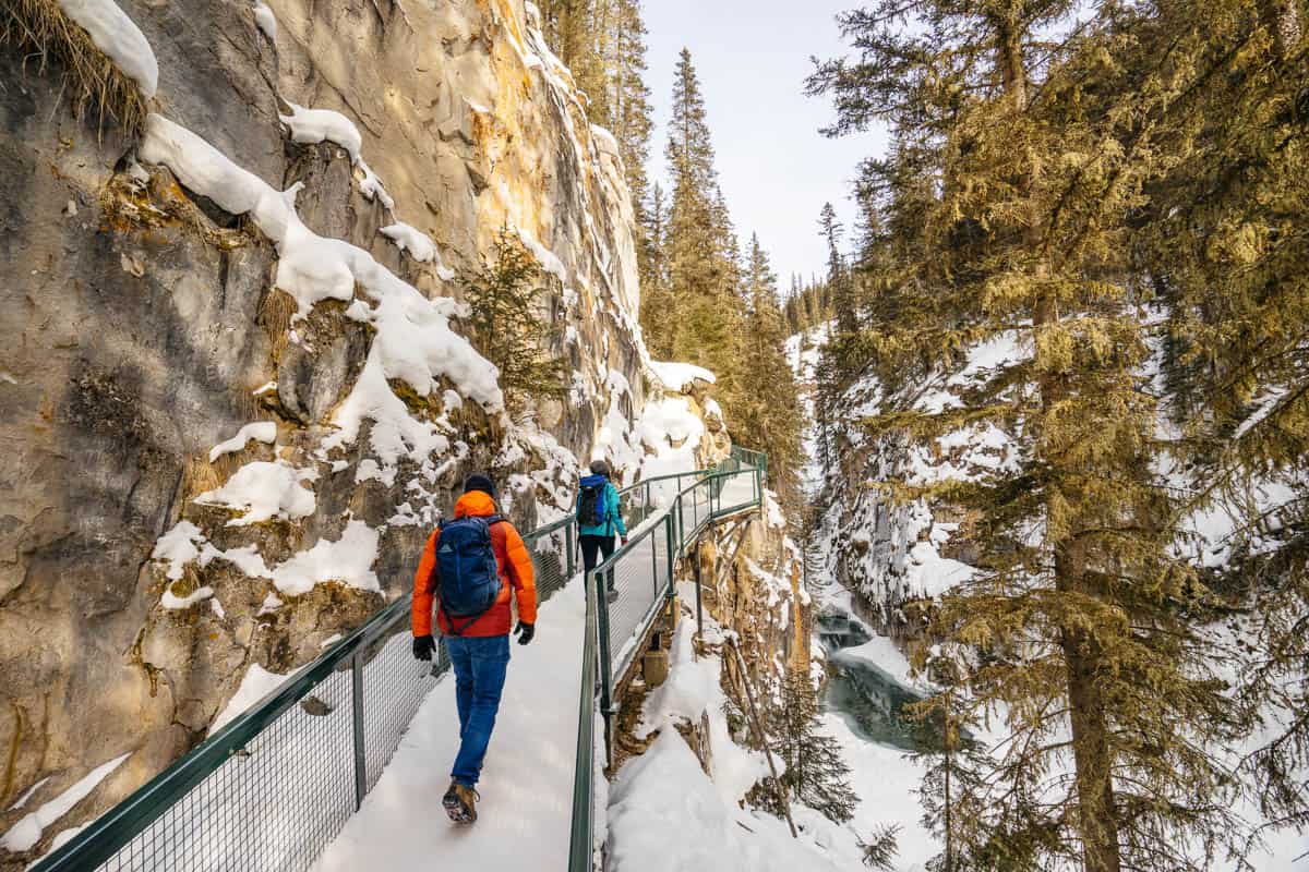 Johnston Canyon Icewalk