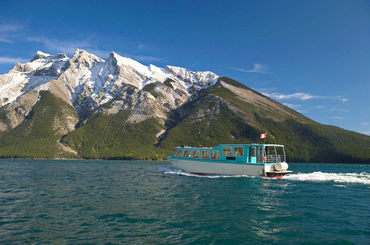 Lake Minnewanka cruise