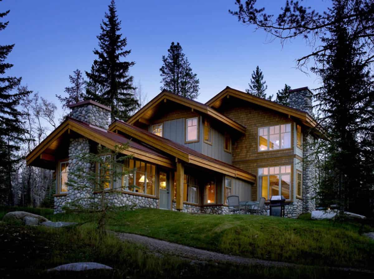 Cabin at Patricia Lake Bungalows