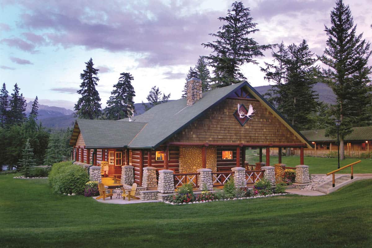 Fairmont Jasper Park Lodge Cabin
