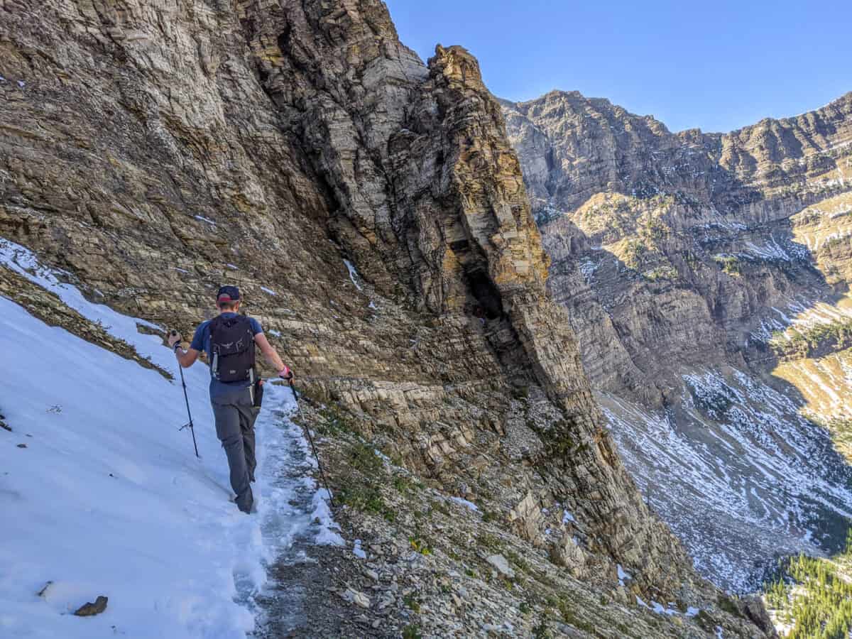 On Edge to Crypt Lake