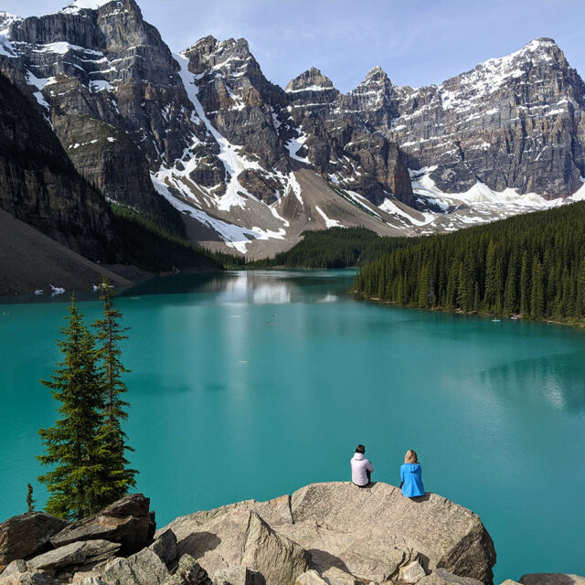 In about a month, this 😍 view at Moraine Lake will reopen!

Remember that visiting will be a little bit harder this year as you can no longer just drive into the parking lot. Make sure you plan ahead!

#RoadTripAlberta #ExploreAlberta #myBanff