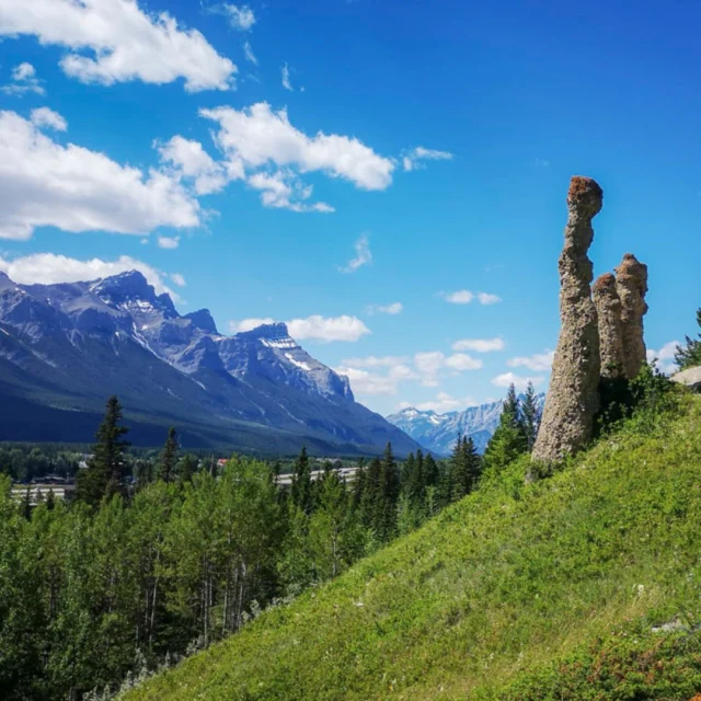 DID YOU KNOW that the hoodoos aren't just in the Badlands? 🤯